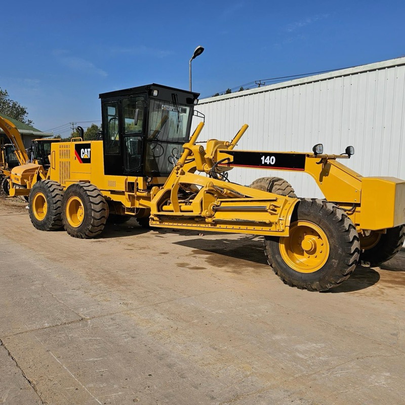 CAT 140 Motor Grader