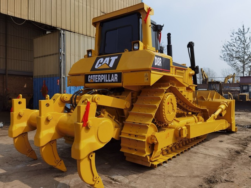 CAT D8R Bulldozer