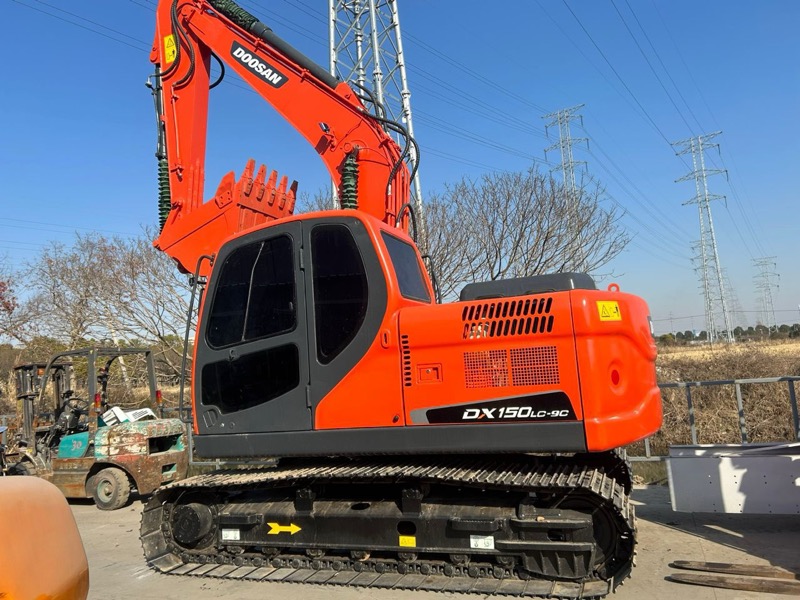 Doosan DX150LC-9C Excavator