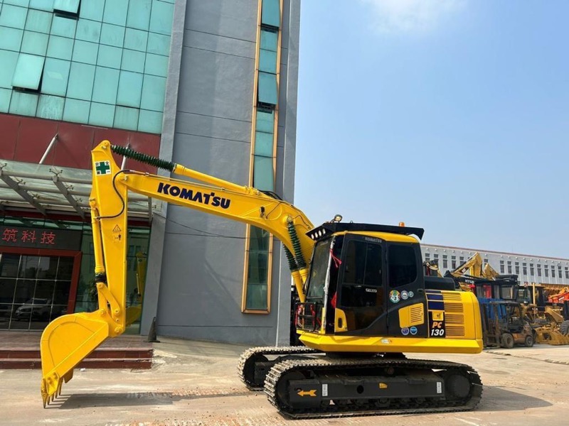 Komatsu PC130 Excavator