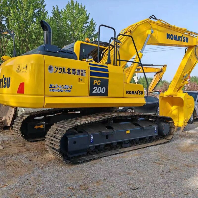 Komatsu PC200 Excavator
