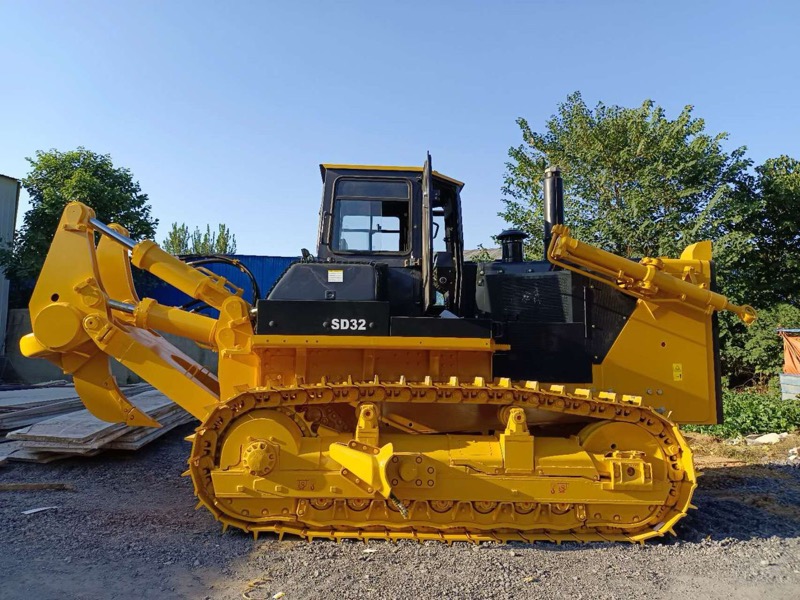 Shantui SD32 Bulldozer