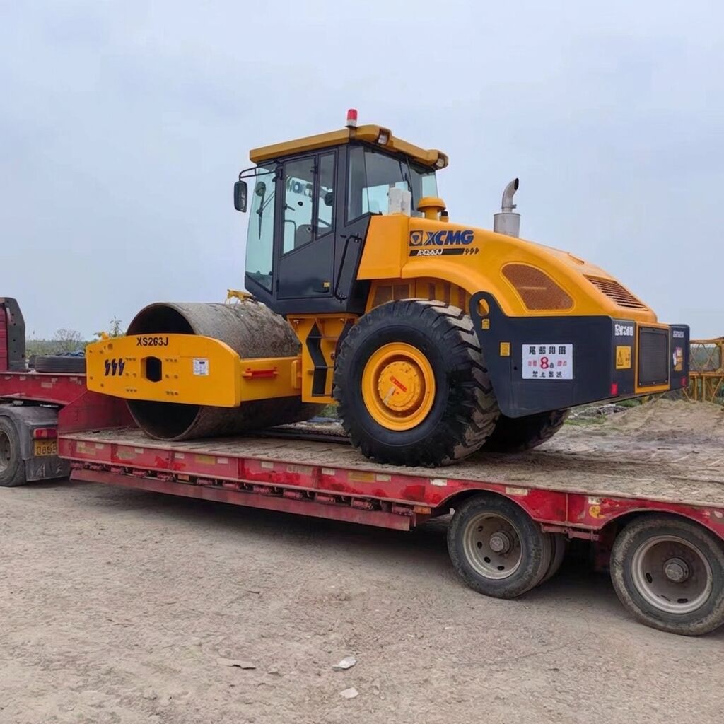 XCMG XS263J Vibratory Roller